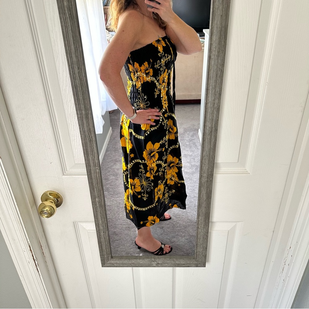 2 for $13 Smocked maxi midi dress size one size fits most - Picture 2 of 6